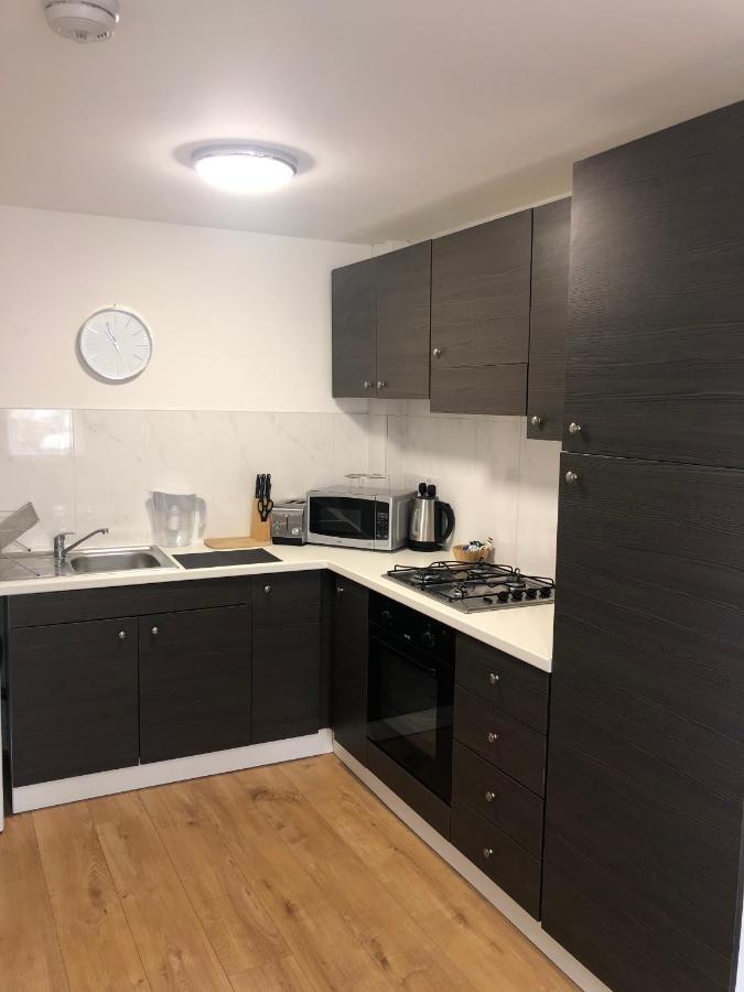2 Bedroom Large First Floor Apartment With Free Parking Loughborough Eksteriør billede